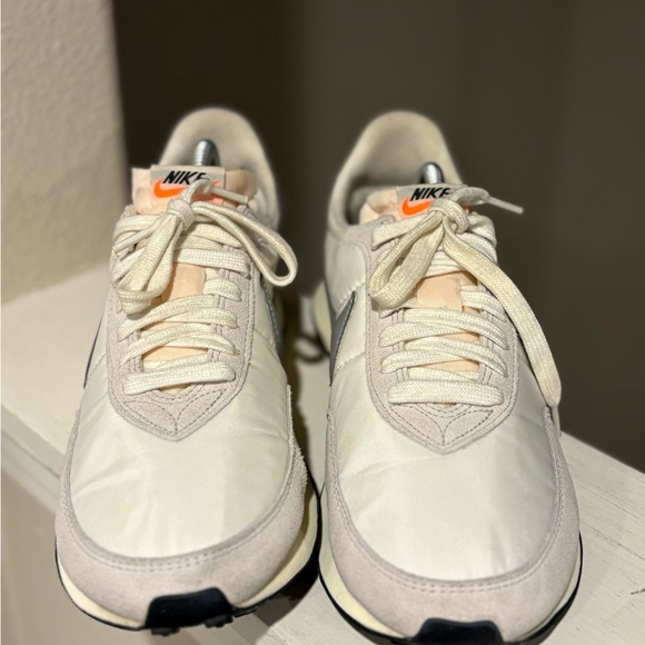 Nike Waffle Trainer 2 SE Shoes Mens Size 10 Sail Light Bone Sneakers DM0180-100 - Picture 7 of 10